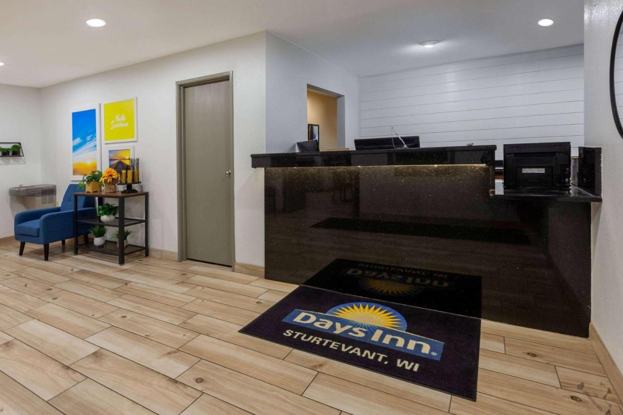 Days Inn By Wyndham Racine/Sturtevant Zewnętrze zdjęcie